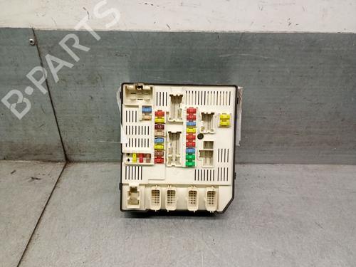Used Fuse box Fuse box RENAULT MEGANE III Grandtour (KZ0/1) 2.0 dCi (KZ0Y) (150 hp) 33812309 33812309