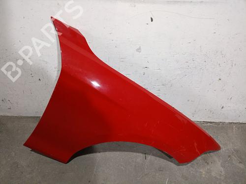Used Right front fenders BMW 1 (F20) 116 d (116 hp) 30083761