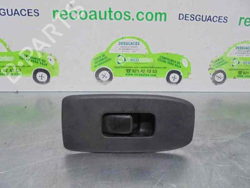 Used Right rear window switch MITSUBISHI PAJERO III (V7_W, V6_W) [1999-2007]  2076339