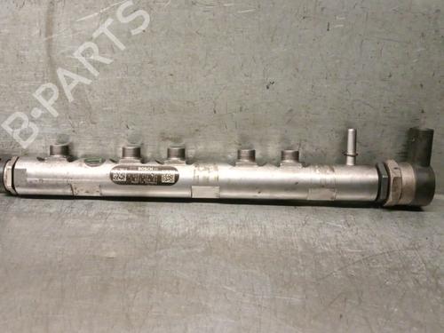 Rail D'Injecteurs BMW 1 (E81) 118 d (143 hp) 31940064