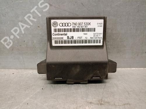 Used Electronic module VW TOURAN (1T3) 1.6 TDI (105 hp) 31855044