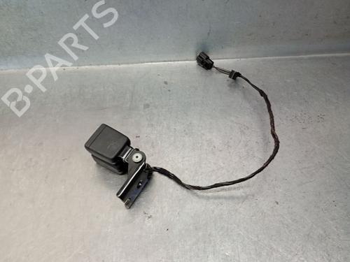 Used Seat buckle FORD FIESTA VII (HJ, HF) 1.1 Ti-VCT (86 hp) 26494839