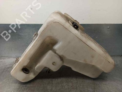 Used Windscreen washer tank MERCEDES-BENZ CLK (C208) CLK 230 Kompressor (208.347) (193 hp) 9852661