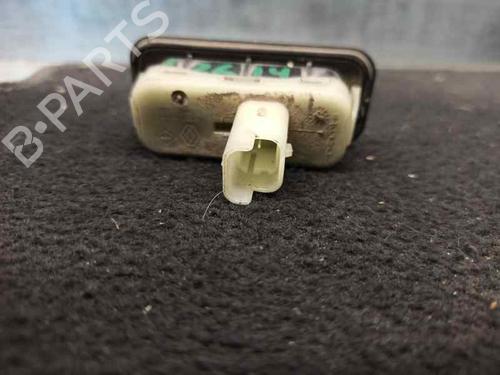Tailgate handle RENAULT MEGANE III Hatchback (BZ0/1_, B3_) 1.9 dCi (BZ0N, BZ0J) | BP7008084C132 