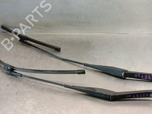 Used Front windshield wiper arm FORD FOCUS II (DA_, HCP, DP) 2.0 TDCi (136 hp) 26324398
