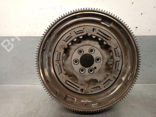 Kopling /lamell SEAT ATECA (KH7, KHP) 1.5 TSI (150 hp) 31171773