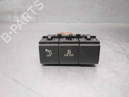 Used Switch PEUGEOT 5008 (0U_, 0E_) 2.0 HDi 150 / BlueHDi 150 (150 hp) 18025505