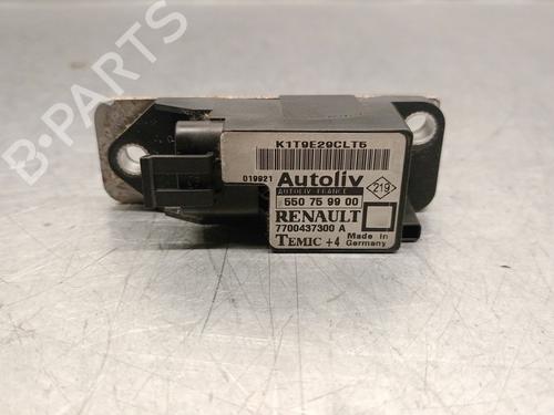 Used Electronic module RENAULT MEGANE I (BA0/1_) 1.9 dTi (BA08, BA0N) (98 hp) 31074215