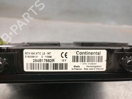 Fuse box RENAULT MEGANE III Hatchback (BZ0/1_, B3_) 1.6 16V (BZ1B, BZ1H) | BP27204703E1 