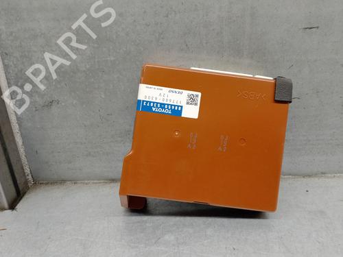 Used Electronic module LEXUS IS II (_E2_) 220d (ALE20) (177 hp) 16440894