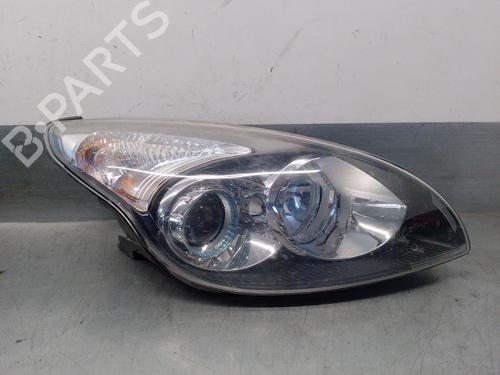 Used Right headlight HYUNDAI i30 (FD) 1.6 CRDi (90 hp) 17661156
