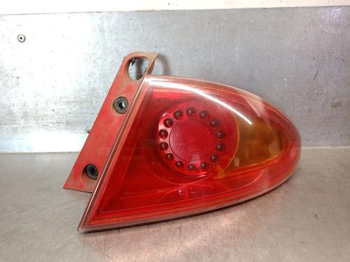 Used Right taillight SEAT LEON (1P1) 2.0 TDI 16V (140 hp) 30487640