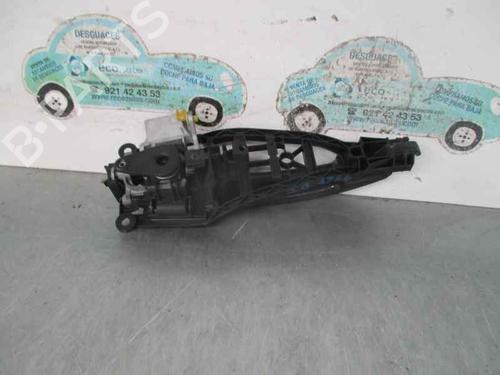 Front left exterior door handle OPEL ASTRA H (A04) 1.6 (L48) | BP4216815C128 