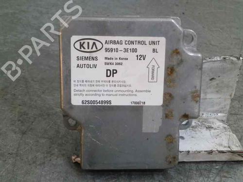 Used ECU airbags KIA SORENTO I (JC) 2.5 CRDi 4WD (140 hp) 2067608