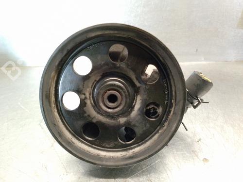Used Steering pump FORD FOCUS I (DAW, DBW) 1.8 16V (115 hp) 15638250