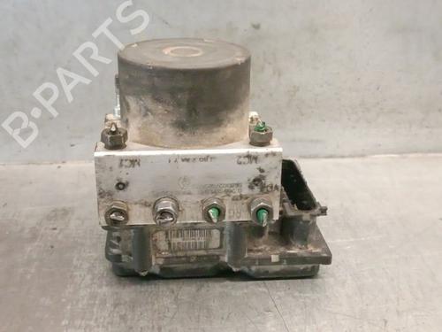 Used ABS pump RENAULT CLIO II Hatchback Van (SB0/1/2_) 1.5 dCi (68 hp) 25742471