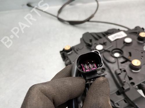Rear right lock VW TRANSPORTER T5 Bus (7HB, 7HJ, 7EB, 7EJ) 1.9 TDI | BP29750184C99