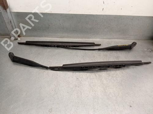Used Front windshield wiper arm MERCEDES-BENZ A-CLASS (W168) A 140 (168.031, 168.131) (82 hp) 27676563