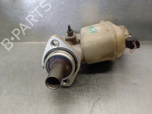 Brake master cylinder TOYOTA AVENSIS (_T22_) 1.8 VVT-i (ZZT221_, ZZT221R) | BP15831395M77 