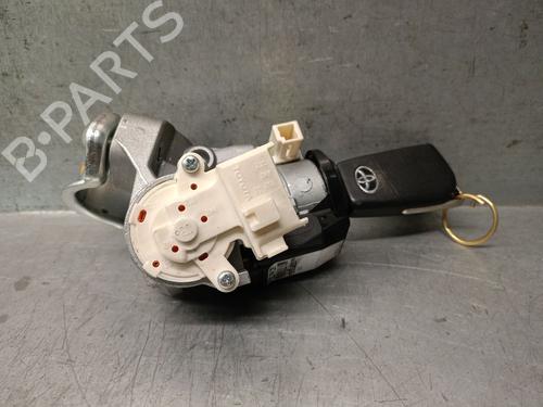 Used Ignition barrel TOYOTA AVENSIS Saloon (_T27_) 2.0 D-4D (WWT271_) (143 hp) 30591465