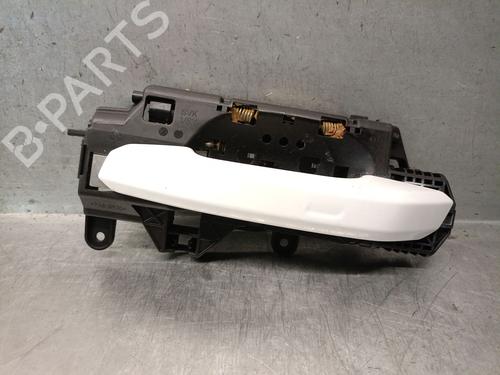 rear-left-exterior-door-handle-audi-a4-b9-8w2-8wc-2015-37702230 main image
