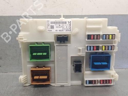 Used Fuse box VOLVO V60 I (155) D3 / D4 (163 hp) 23422289