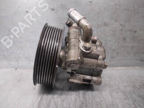 Used Steering pump LAND ROVER DISCOVERY III (L319) 2.7 TD 4x4 (190 hp) 17363535