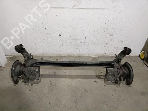 Used Rear axle TOYOTA YARIS (_P13_) 1.5 (NSP131_) (112 hp) 23425911