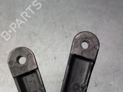 Bras d'essuie-glace avant VW GOLF IV (1J1) 1.6 | BP30804462C143