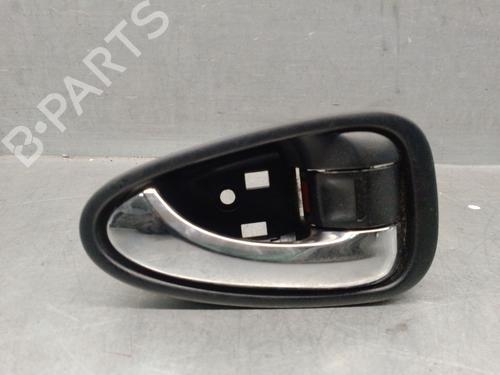 Used Front right interior door handle TOYOTA AVENSIS Estate (_T27_) 2.0 D-4D (ADT270_, ADT270R) (126 hp) 31588080