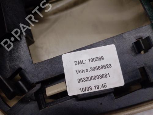 Interior roof light VOLVO XC90 I (275) D5 AWD | BP26502605I8 