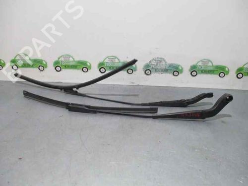Front windshield wiper arm MERCEDES-BENZ A-CLASS (W169) A 180 CDI (169.007, 169.307) | BP3472313C143 