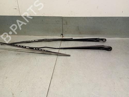 Ramię wycieraczki przedniej szyby RENAULT LAGUNA II (BG0/1_) 1.9 dCi (BG08, BG0G) | BP30458692C143