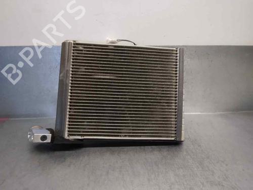 Used Air conditioning evaporator TOYOTA YARIS (_P13_) 1.5 Hybrid (NHP130_, NHP130) (101 hp) 15983423
