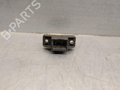 Bakluke lås RENAULT CLIO II (BB_, CB_) 1.9 D (B/CB0E, BB0J) (64 hp) 28952165