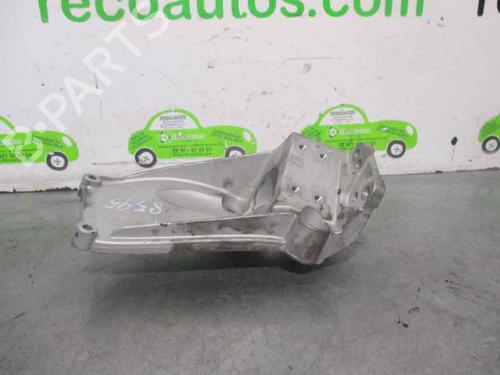 Used Engine mount Engine mount 8762429 8762429