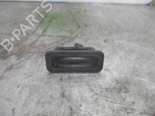 Used Tailgate handle RENAULT SCÉNIC II (JM0/1_) 1.9 dCi (JM0G, JM12, JM1G, JM2C) (120 hp) 5223670