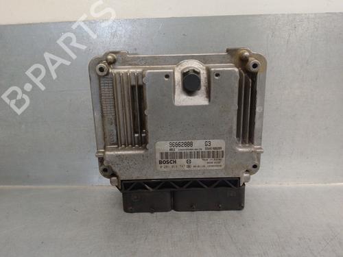Used Engine control unit (ECU) CHEVROLET EPICA (KL1_) 2.0 D (150 hp) 13611930