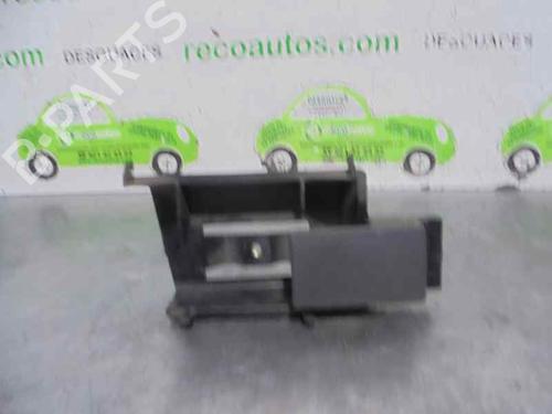 Used Front right interior door handle Front right interior door handle RENAULT SUPER 5 (B/C40_) 1.4 (B/C403) (71 hp) 3269079 3269079