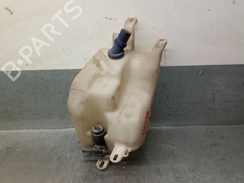 Used Windscreen washer tank ALFA ROMEO 147 (937_) 1.9 JTDM 16V (937.AXN1B, 937.BXN1B) (150 hp) 31115578