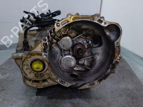 Used Gearbox HYUNDAI SONATA V (NF) 2.0 CRDi (140 hp) 15555291