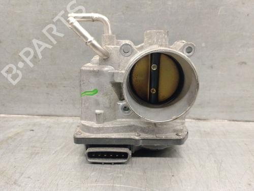 Used Throttle body TOYOTA AVENSIS Saloon (_T25_) [2003-2008]  22725570