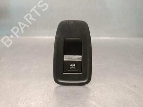 right-front-window-switch-renault-arkana-i-lcm_-ldn_-2019-33558437 main image