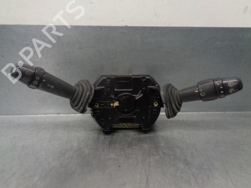 Used Headlight switch FIAT STILO (192_) 1.9 JTD (192_XF1A) (80 hp) 12117697
