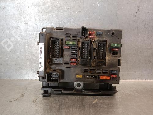 Sikringsdose FIAT ULYSSE (179_) 2.2 JTD (128 hp) 28095923