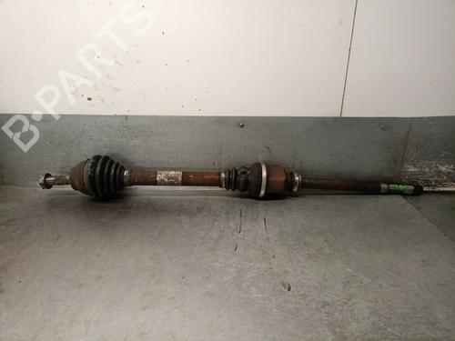 Used Right front driveshaft PEUGEOT 5008 (0U_, 0E_) 1.6 16V (120 hp) 27630856