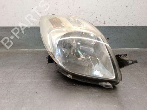 right-headlight-toyota-yaris-_p9_-2005-2006-2007-2008-2009-2010-2011-2012-2013-2014-38938340 main image