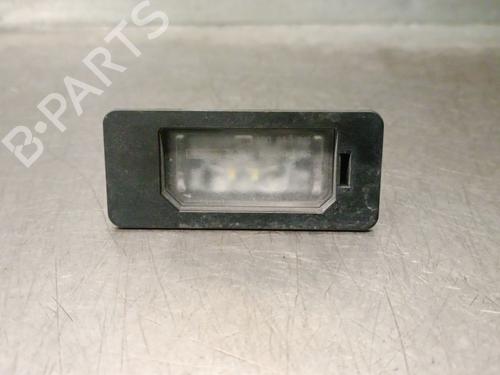 Éclairage de plaque d'immatriculation BMW 2 Active Tourer (U06) 220i Mild Hybrid (170 hp) 32019537