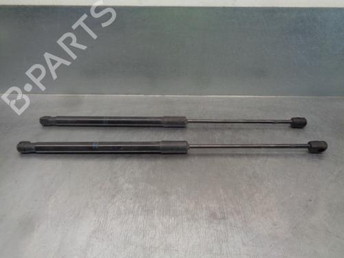 Used Tailgate lift support SKODA OCTAVIA III (5E3, NL3, NR3) 1.6 TDI (115 hp) 20263606
