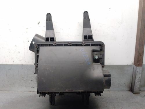 Used Air filter box Air filter box VW CRAFTER 30-50 Van (2E_) 2.5 TDI (136 hp) 39684970 39684970